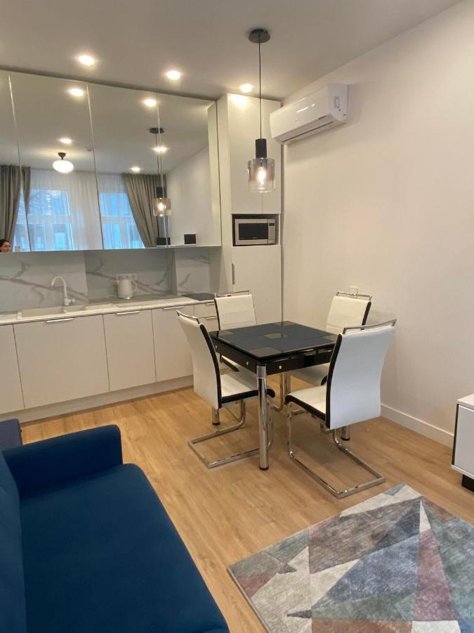 Moder Chic Apartment In Center-Prime Rentals Kaunas Exterior foto