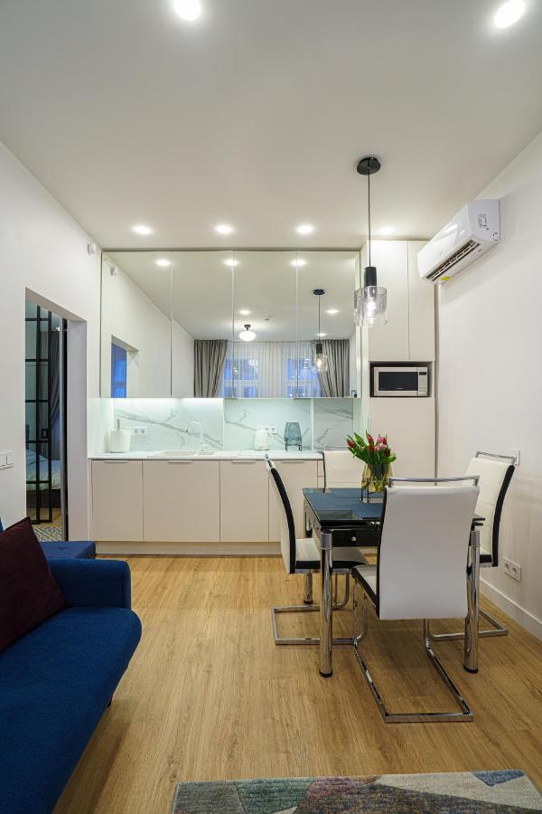 Moder Chic Apartment In Center-Prime Rentals Kaunas Exterior foto